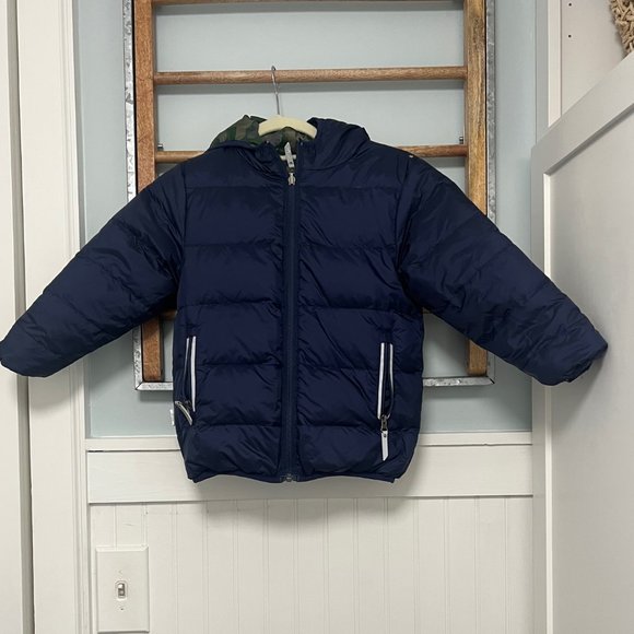 Hanna Andersson reversible puffer jacket size 110 Camo and Navy - Picture 2 of 8